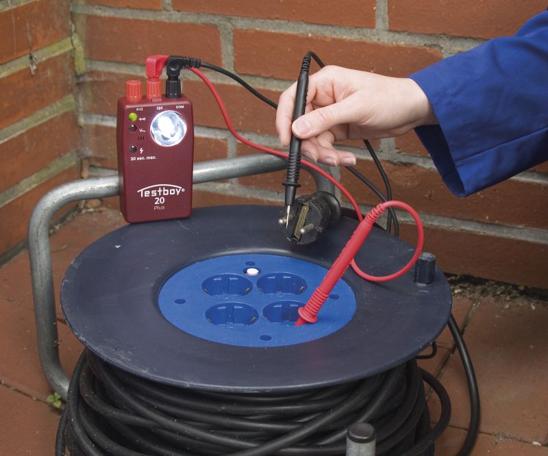 90-798-02620_Kabeltester_Durchgang_TB20Plus_B02