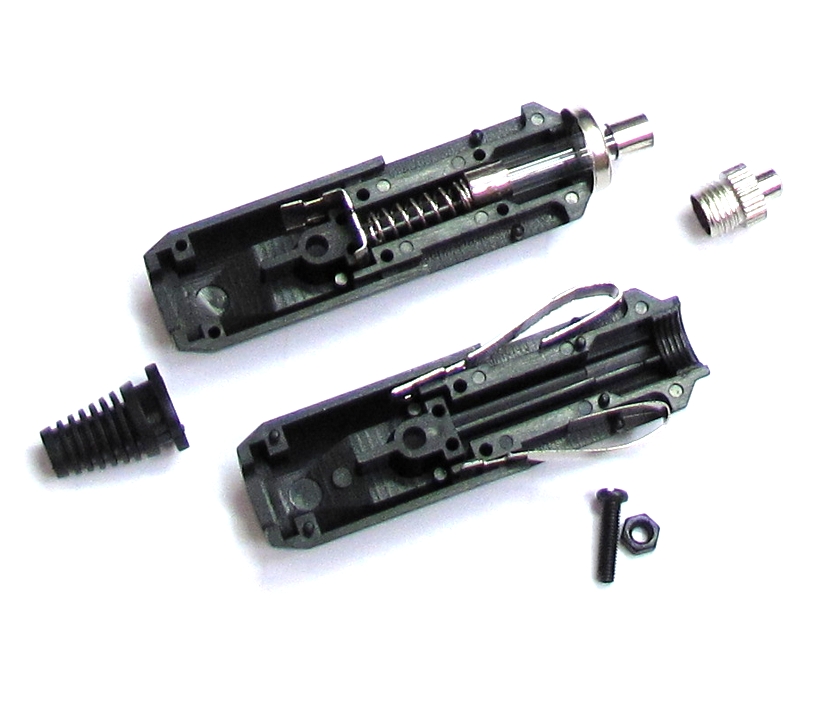 39-923-00012_KFZ_Stecker_Loetkontakte_B2021_11